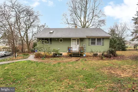 112 Bergman Rd, New Holland, PA 17557