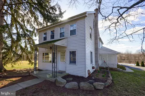 1190 Forest Hill Rd, Stevens, PA 17578