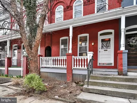 226 E New St, Lancaster, PA 17602
