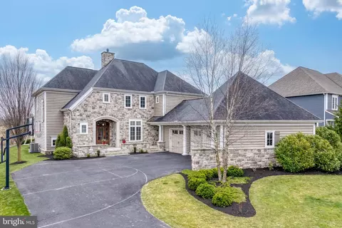 536 E Delp Rd, Lancaster, PA 17601