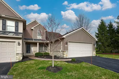 125 Fieldcrest Ln, Ephrata, PA 17522