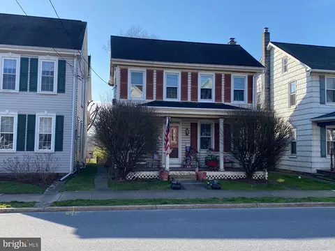 40 E Lincoln Ave, Lititz, PA 17543