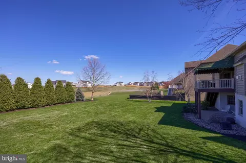 Exterior - 347 Ecker Dr, Lititz, PA 17543 photo 16 of 21