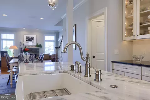 Kitchen - 347 Ecker Dr, Lititz, PA 17543 photo 3 of 9