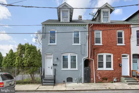 544 Locust St, Lancaster, PA 17602