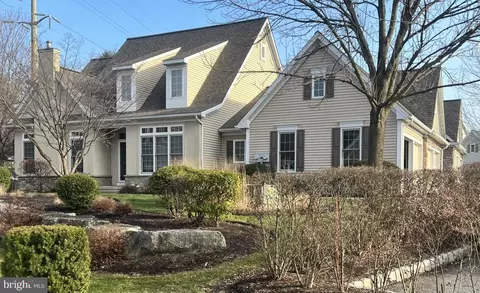 11 Upper Grn, Lancaster, PA 17602