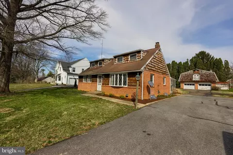837 Willow Rd, Lancaster, PA 17601