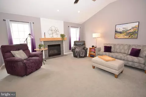 Living - 280 Cambridge Ln, Lititz, PA 17543 photo 1 of 3