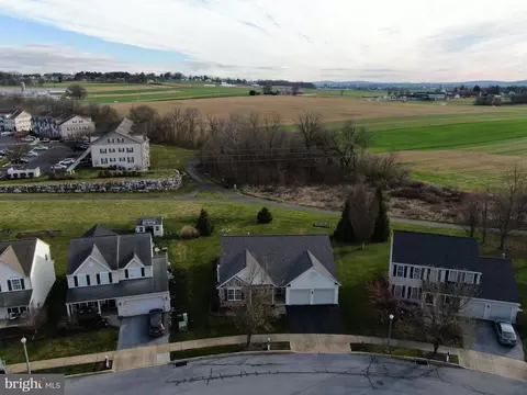 View/Area - 280 Cambridge Ln, Lititz, PA 17543 photo 3 of 5