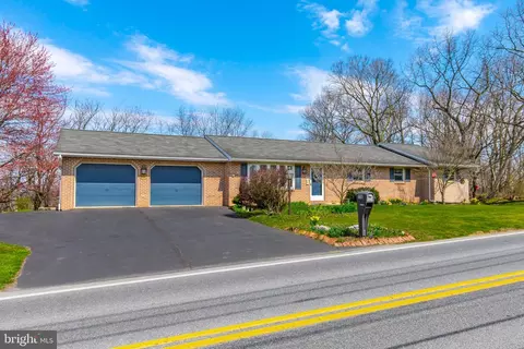 280 W Sunhill Rd, Manheim, PA 17545