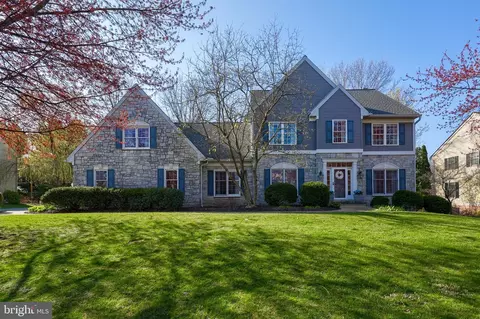1390 John Adams Dr, Lancaster, PA 17601