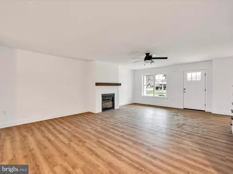 Living - 407 General Sutter Ave, Lititz, PA 17543 photo 2 of 2