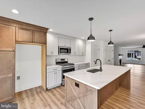 Other - 407 General Sutter Ave, Lititz, PA 17543 photo 4 of 19