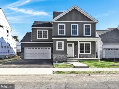 407 General Sutter Ave, Lititz, PA 17543