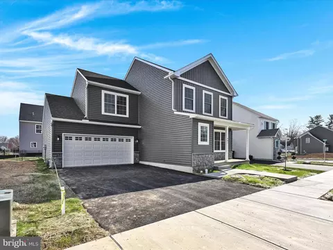 Exterior - 407 General Sutter Ave, Lititz, PA 17543 photo 1 of 5