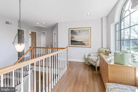 Entry Way - 372 Millpond Dr, Lititz, PA 17543 photo 4 of 5