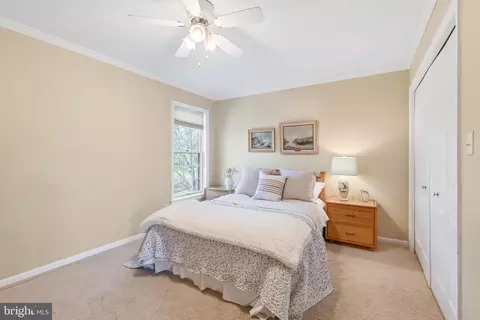 Bedroom - 372 Millpond Dr, Lititz, PA 17543 photo 3 of 5