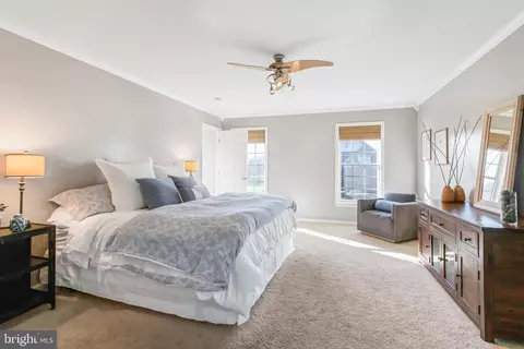 Bedroom - 372 Millpond Dr, Lititz, PA 17543 photo 4 of 5