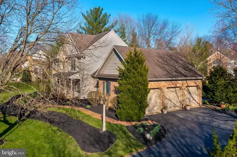 Exterior - 372 Millpond Dr, Lititz, PA 17543 photo 3 of 7