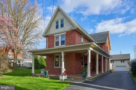 125 Main St, Landisville, PA 17538