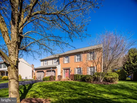 Exterior - 161 Kings Gate Dr, Lititz, PA 17543 photo 4 of 11