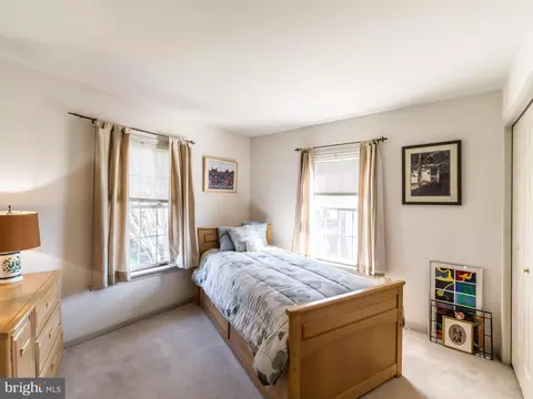 Bedroom - 161 Kings Gate Dr, Lititz, PA 17543 photo 5 of 10