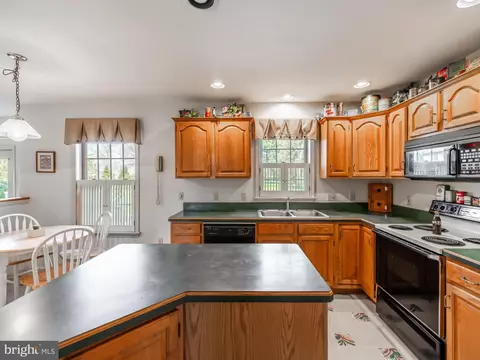 Kitchen - 161 Kings Gate Dr, Lititz, PA 17543 photo 3 of 3