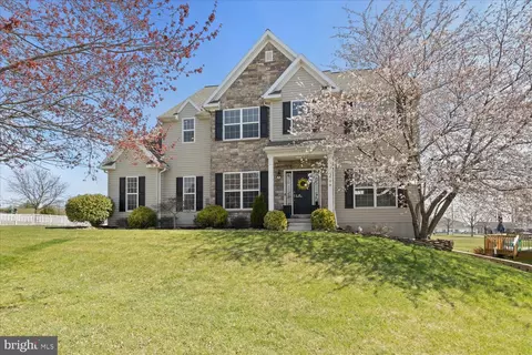 3998 Cranberry St, Manheim, PA 17545