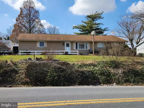 490 Milton Grove Rd S, Elizabethtown, PA 17022