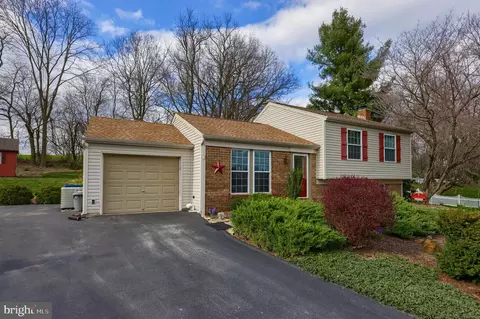 3385 Poplar Ln, Mountville, PA 17554