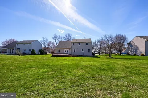 Exterior - 746 W 6th St, Lititz, PA 17543 photo 9 of 9