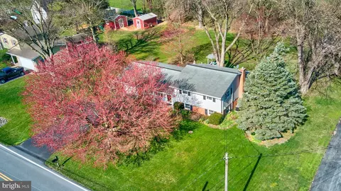 Exterior - 7 Buch Mill Rd, Lititz, PA 17543 photo 15 of 21