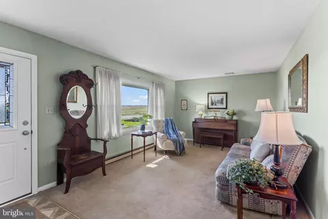 Bedroom - 7 Buch Mill Rd, Lititz, PA 17543 photo 1 of 10