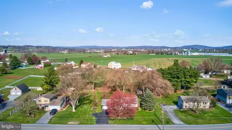 View/Area - 7 Buch Mill Rd, Lititz, PA 17543 photo 1 of 2