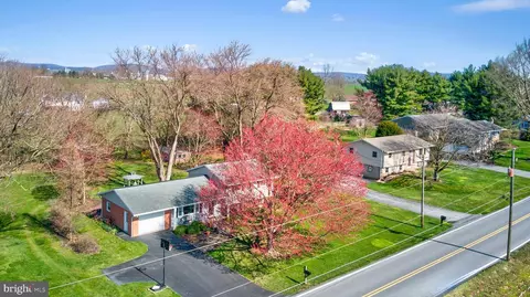 Exterior - 7 Buch Mill Rd, Lititz, PA 17543 photo 16 of 21