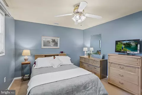Bedroom - 7 Buch Mill Rd, Lititz, PA 17543 photo 5 of 10