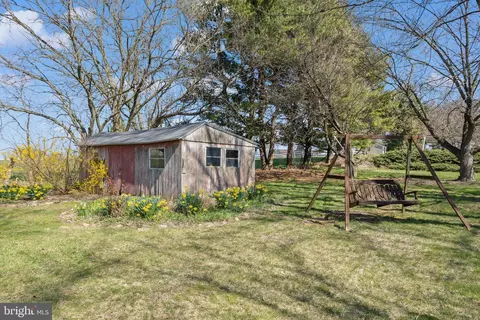 Exterior - 7 Buch Mill Rd, Lititz, PA 17543 photo 11 of 21