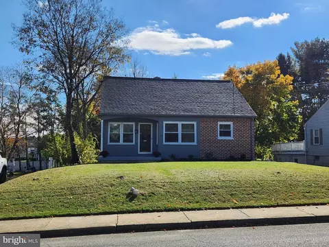 118 Elizabeth St, Millersville, PA 17551