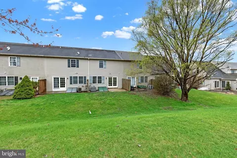 Exterior - 81 Pebble Creek Dr, Lititz, PA 17543 photo 7 of 9