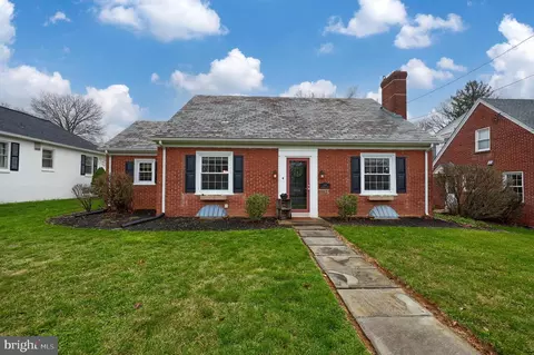 1418 Esbenshade Rd, Lancaster, PA 17601