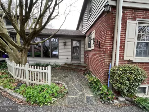 Exterior - 102 W End Ave, Lititz, PA 17543 photo 9 of 17