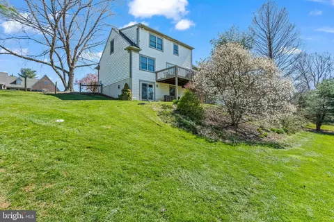 Exterior - 105 Gingrich Dr, Lititz, PA 17543 photo 11 of 19