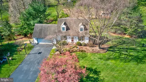 Exterior - 105 Gingrich Dr, Lititz, PA 17543 photo 13 of 19