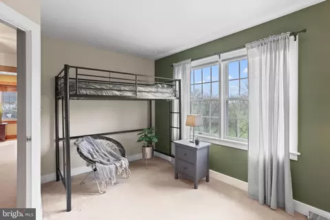 Bedroom - 105 Gingrich Dr, Lititz, PA 17543 photo 8 of 9