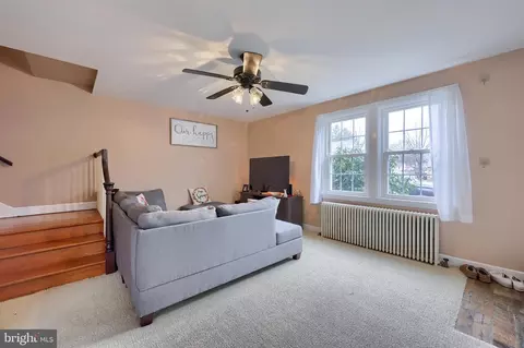 Bedroom - 22 E Market St, Lititz, PA 17543 photo 1 of 6