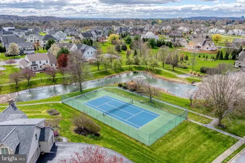 View/Area - 1149 S Bristol Dr, Lititz, PA 17543 photo 2 of 2