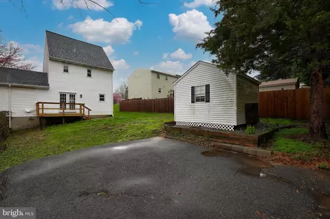 Exterior - 671 S Cedar St, Lititz, PA 17543 photo 7 of 8