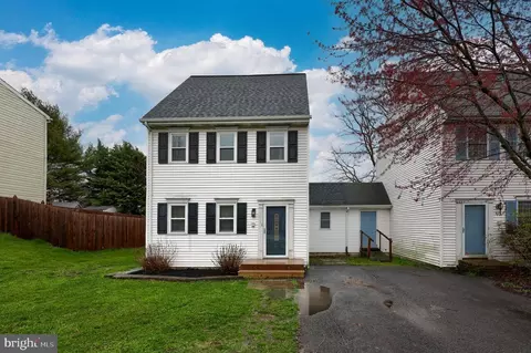 671 S Cedar St, Lititz, PA 17543