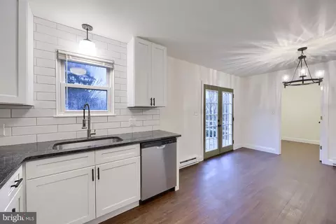 Kitchen - 671 S Cedar St, Lititz, PA 17543 photo 4 of 5