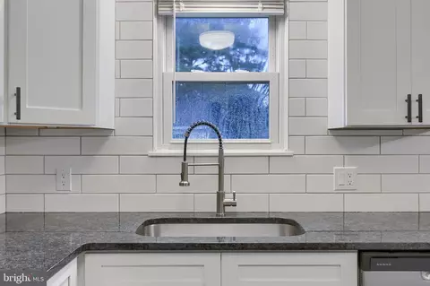 Kitchen - 671 S Cedar St, Lititz, PA 17543 photo 5 of 5